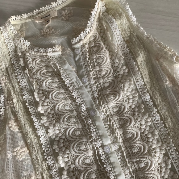 Women’s Freeway Lace Button-Front Tank Top - Picture 5 of 7